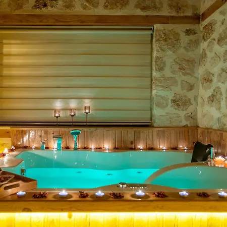 Villa Rustic Perfect For Couples In Kalkan